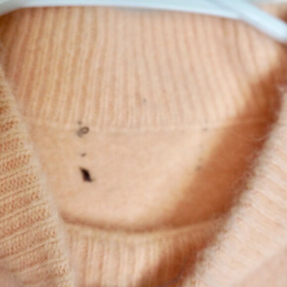 Vintage Peach Fuzzy Sweater ✨ - Picture 3 of 4